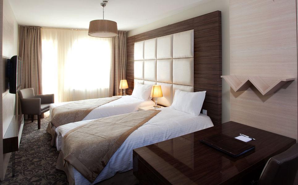 Derpa Hotel Istanbul Exterior photo