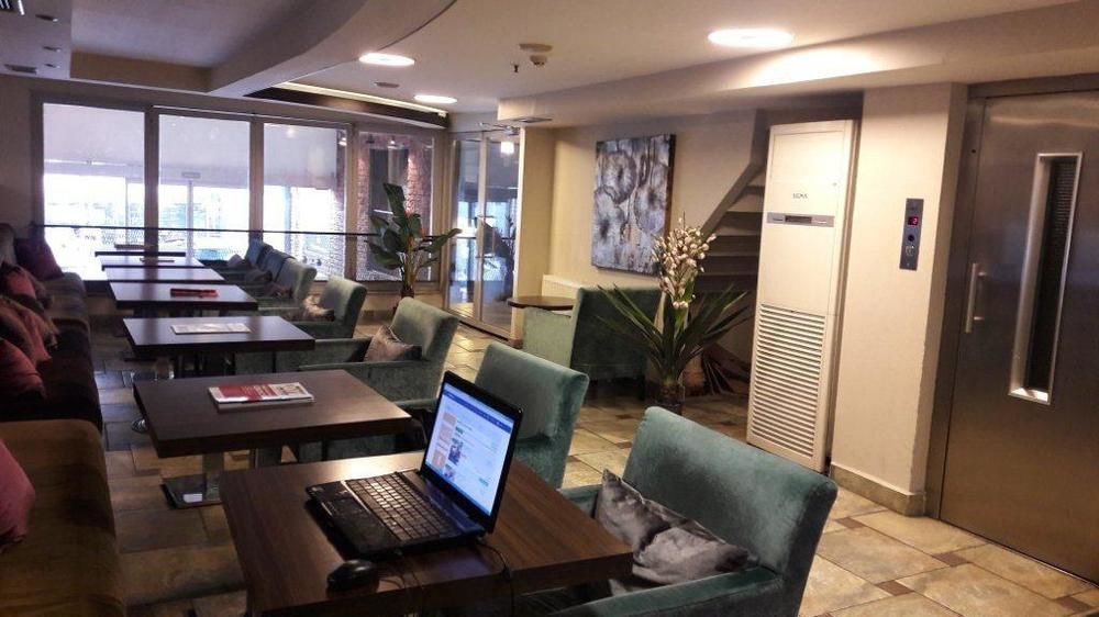 Derpa Hotel Istanbul Exterior photo